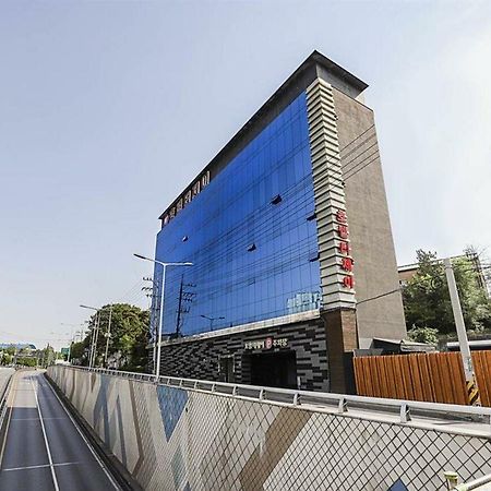 Hotel Tj Seul Zewnętrze zdjęcie